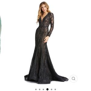 MAC DUGGAL | BEADED ILLUSION LONG SLEEVE PLUNGE NECK GOWN